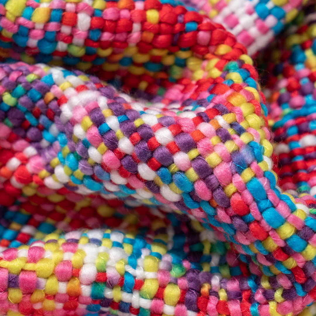 Couverture tissée colorée